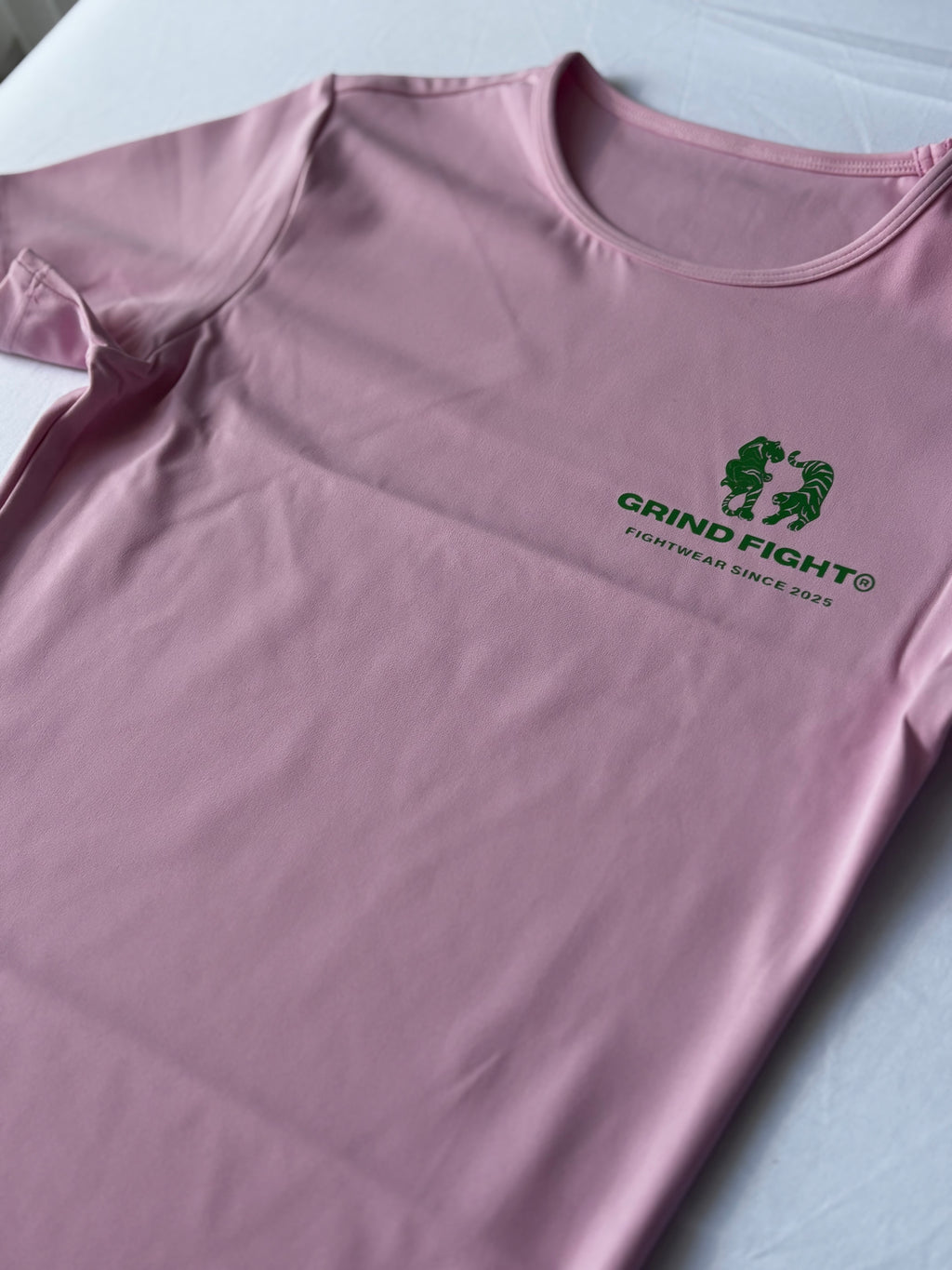 Rashguard T-Shirt "FEARLESS TIGERS" Pink Edition for WOMEN